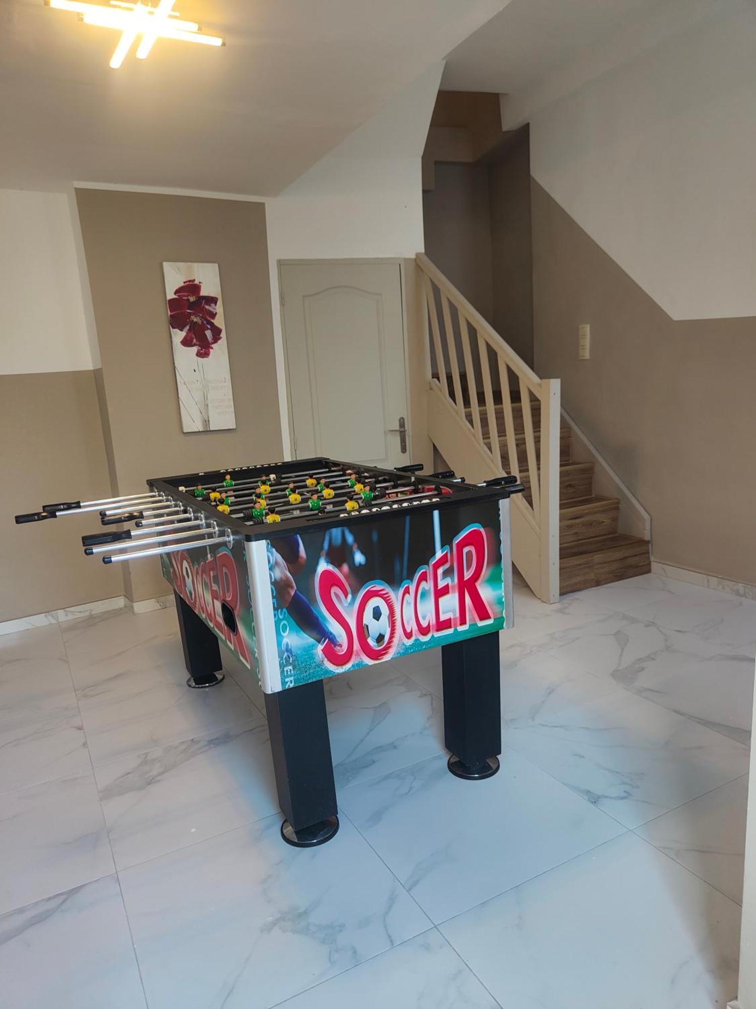 Magnifique Appartement A Mons Luaran gambar